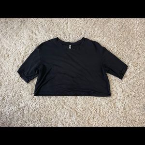 Fabletics Cropped workout top